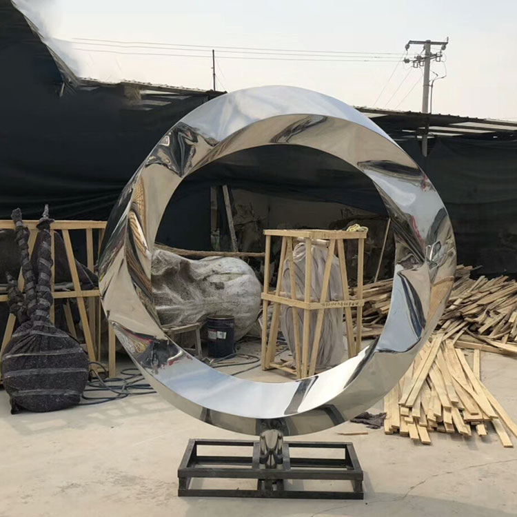 不锈钢抽象镜面圆环雕塑