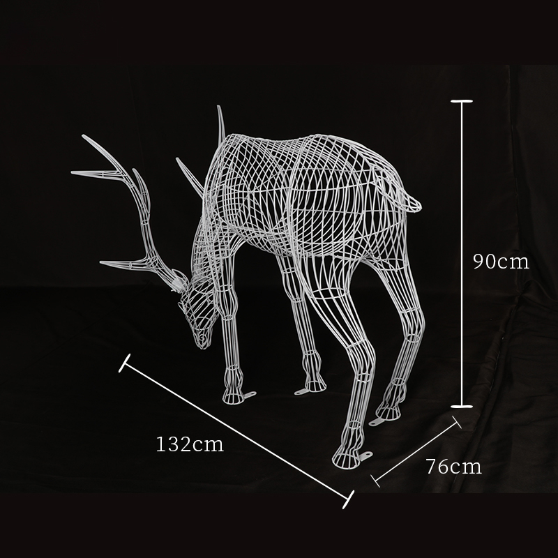 低头麋鹿镂空不锈钢雕塑