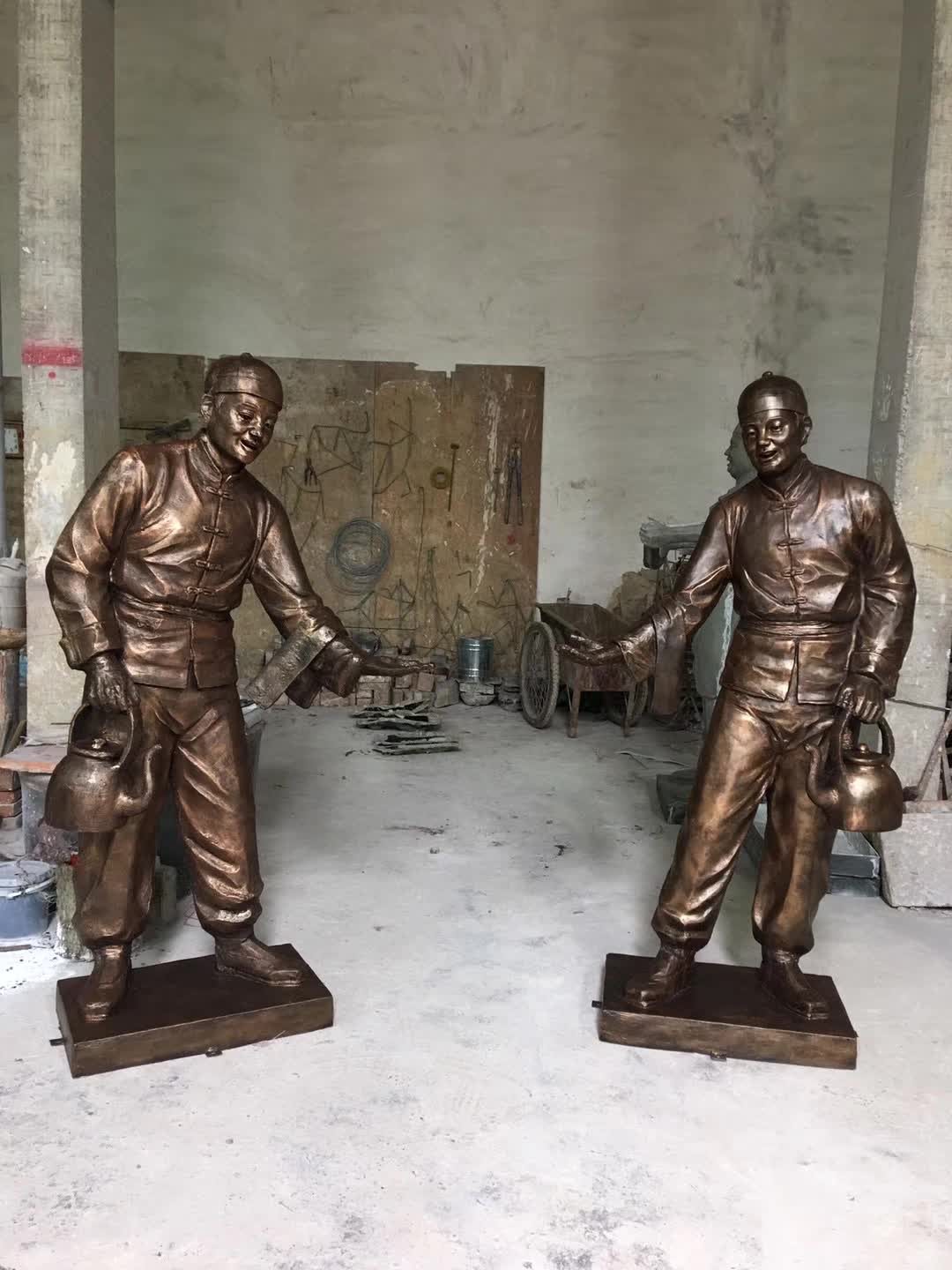 店小二人物铜雕