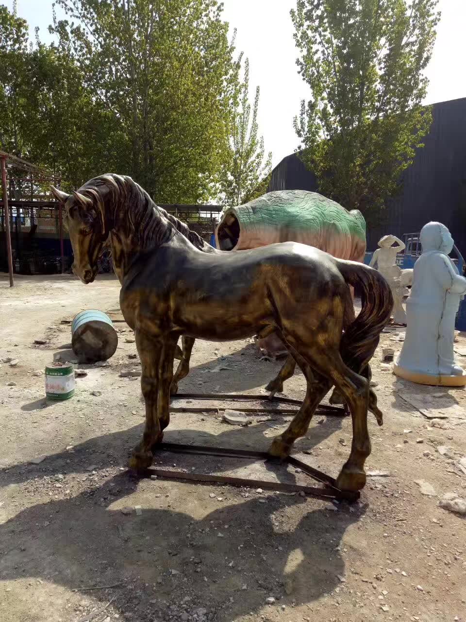 铸铜马雕塑