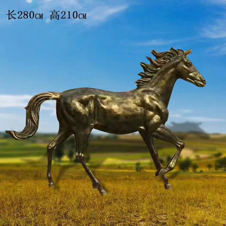 奔马铜雕