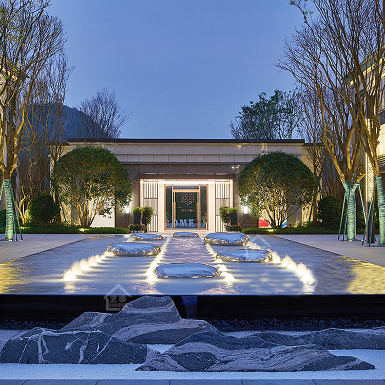 不锈钢景观石雕塑