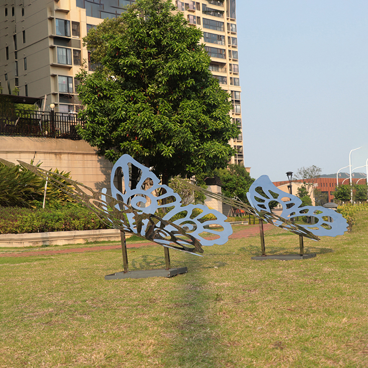 不锈钢镜面蝴蝶雕塑