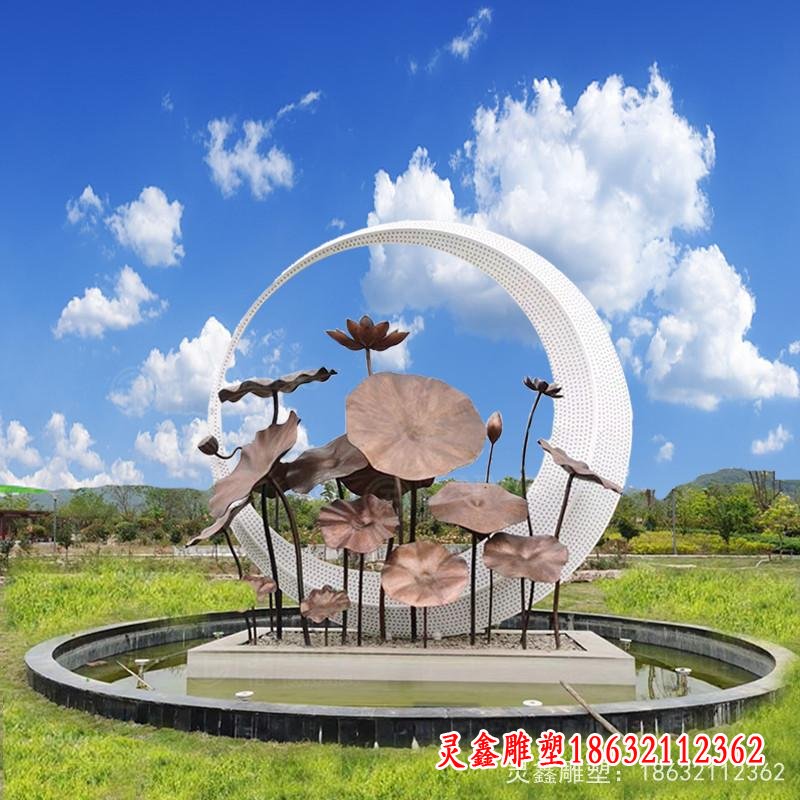 不锈钢抽象荷花月亮雕塑