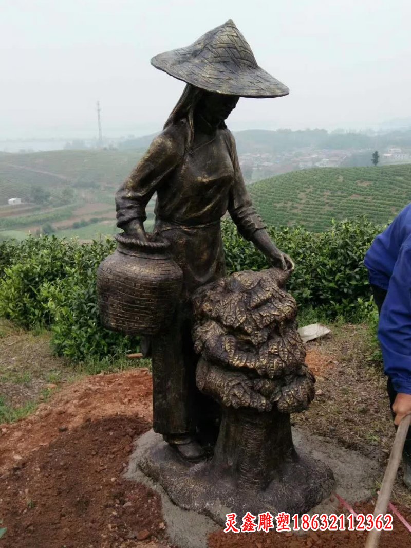 采茶人物铜雕