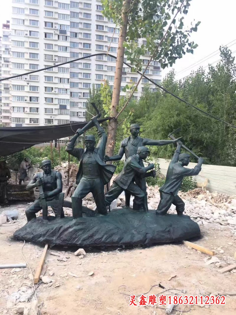 干农活人物铜雕