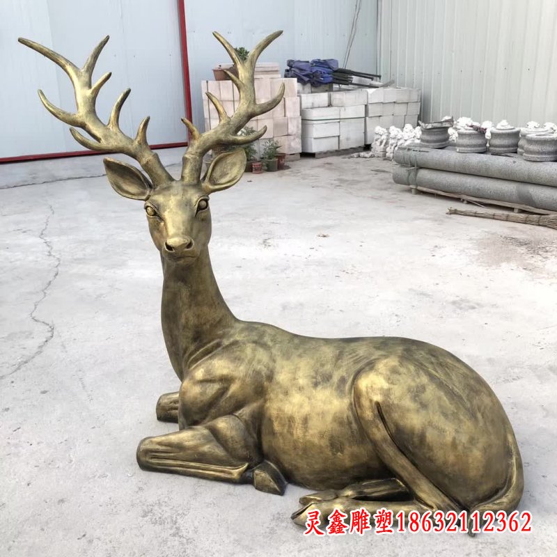 跪姿鹿铜雕