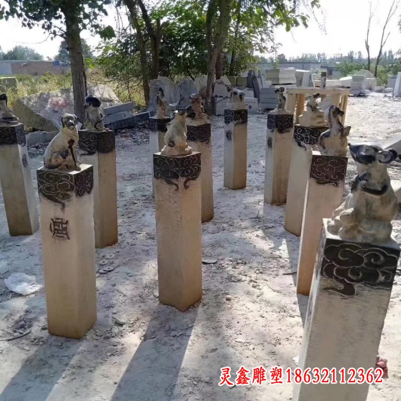 仿古十二生肖栓马桩雕塑