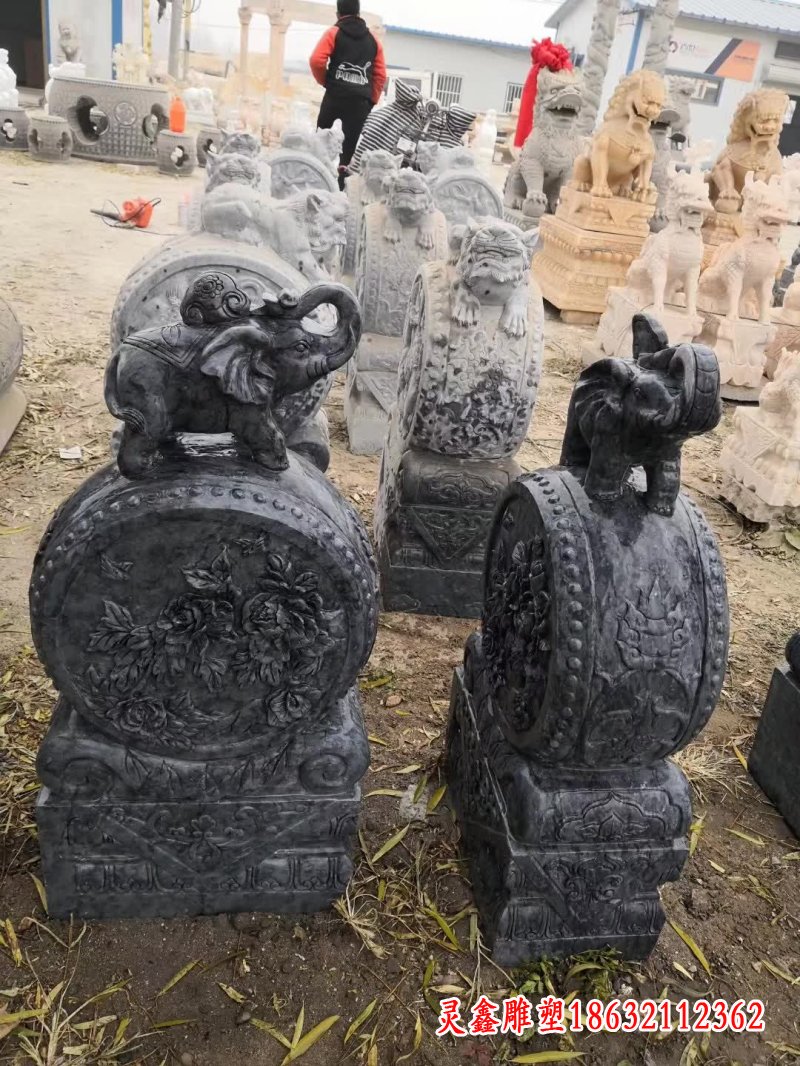 仿古小象石门墩雕塑