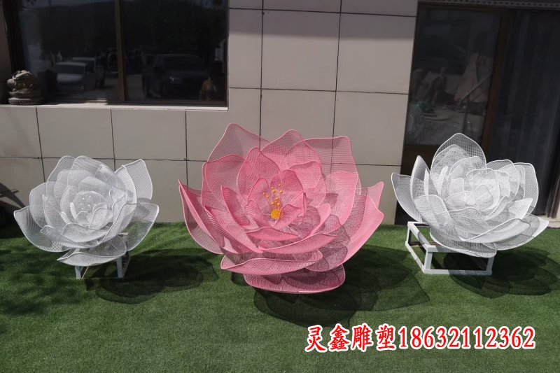 不锈钢镂空荷花雕塑