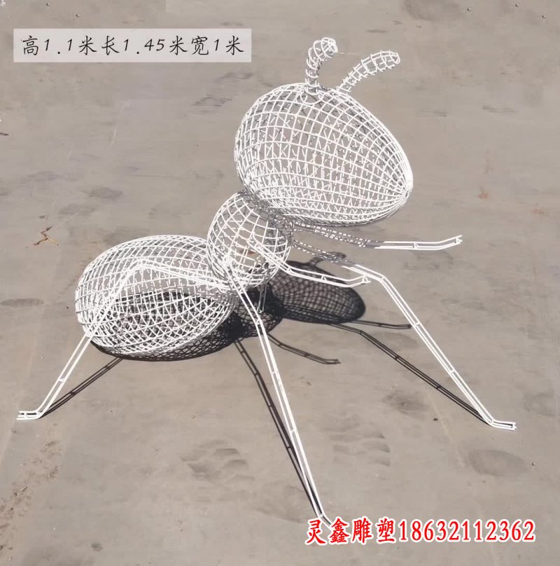 不锈钢镂空蚂蚁景观雕塑