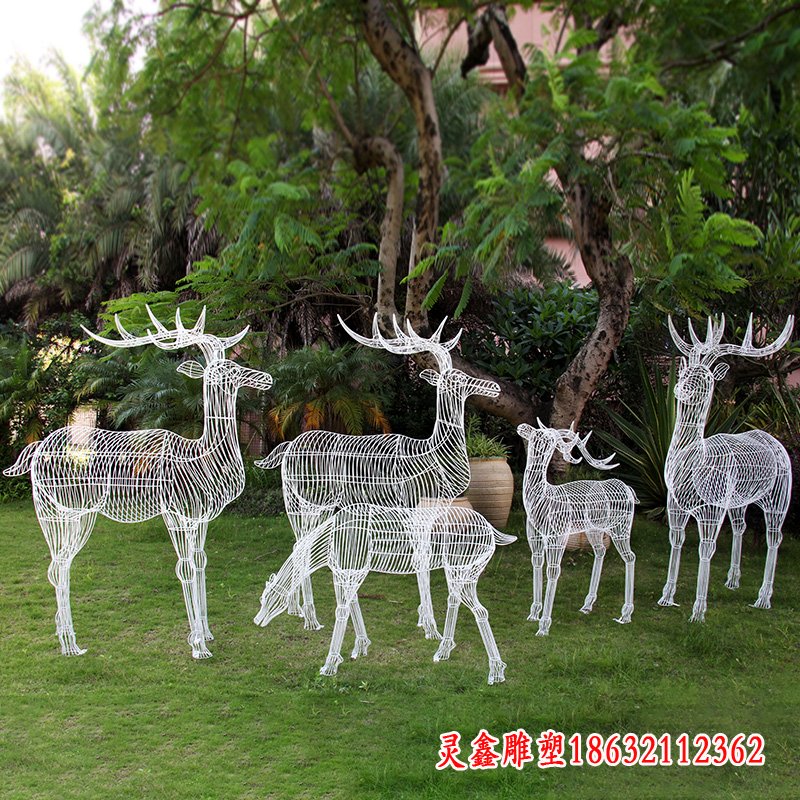 不锈钢镂空梅花鹿雕塑