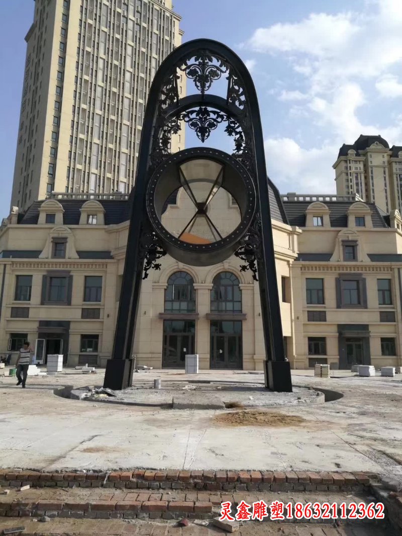 不锈钢欧式拱门雕塑