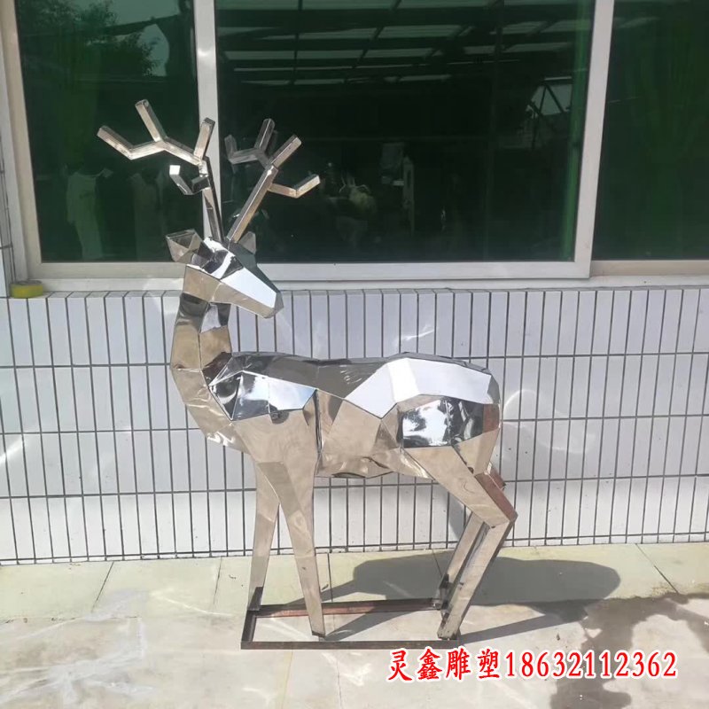 公园不锈钢切面几何鹿雕塑