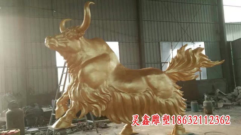 不锈钢钛金耗牛雕塑