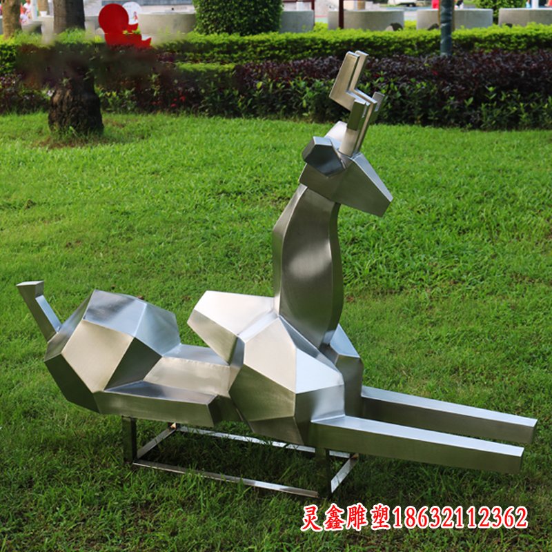福鹿双至几何不锈钢雕塑