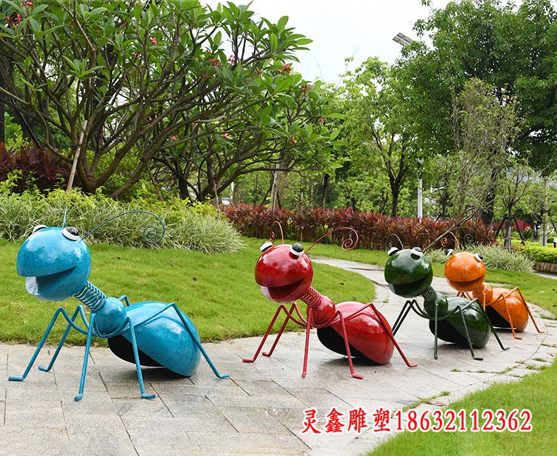 户外彩色不锈钢蚂蚁雕塑