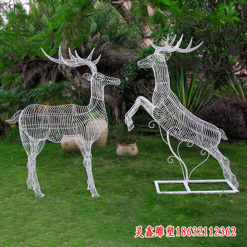 户外发光镂空鹿雕塑