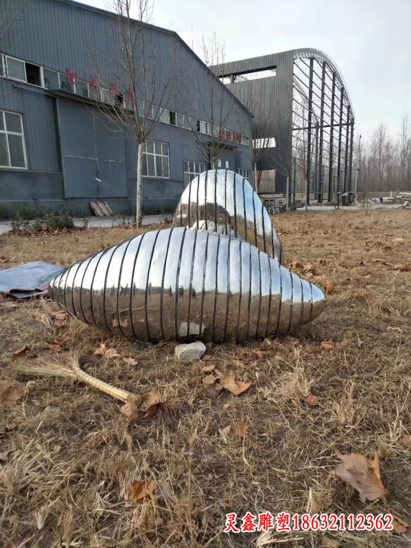 镜面不锈钢蚕蛹造型鹅卵石