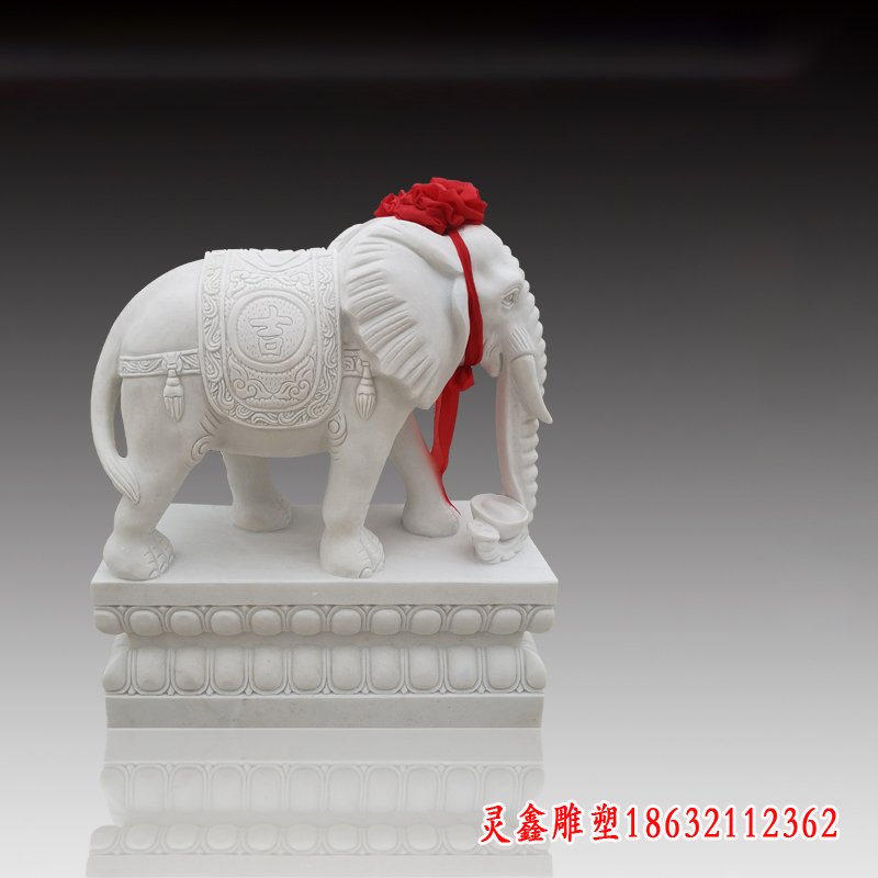 鼻卷元宝大象石雕