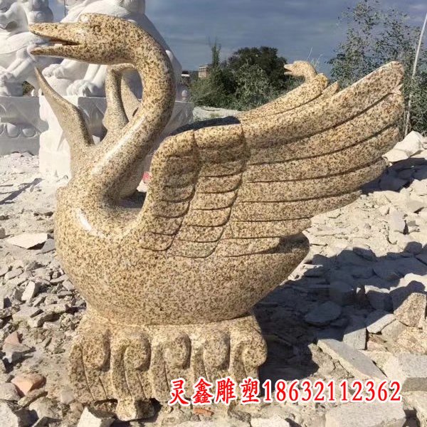 天鹅动物石雕
