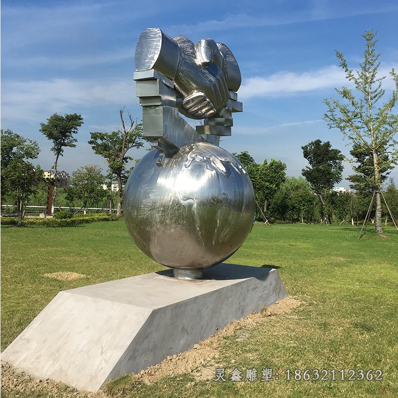 不锈钢手掌雕塑 (1)