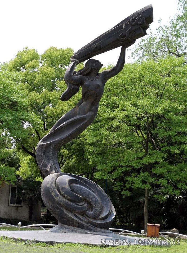 女娲铜雕，神话人物