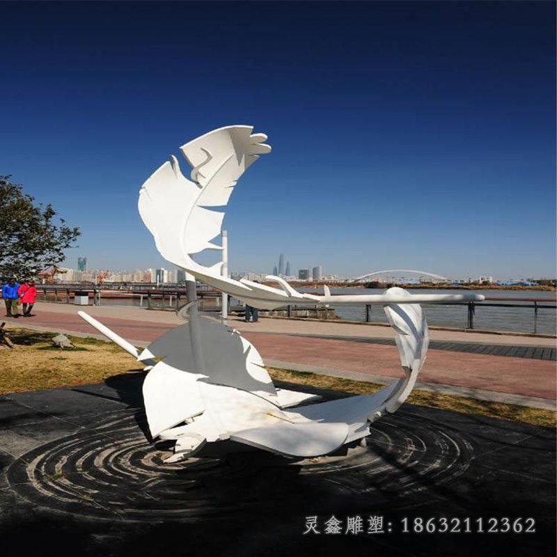 不锈钢羽毛公园雕塑