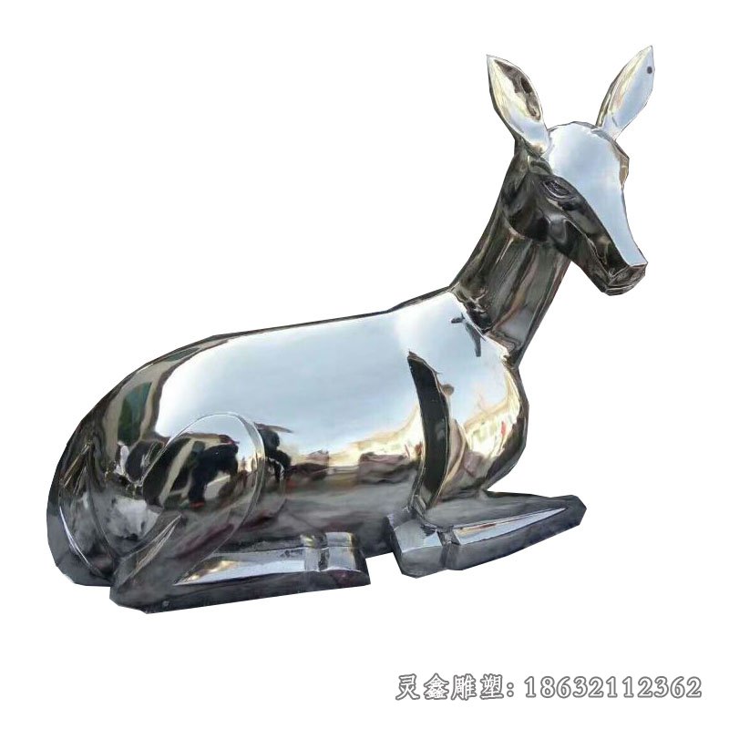 跪姿镜面鹿动物景观雕塑
