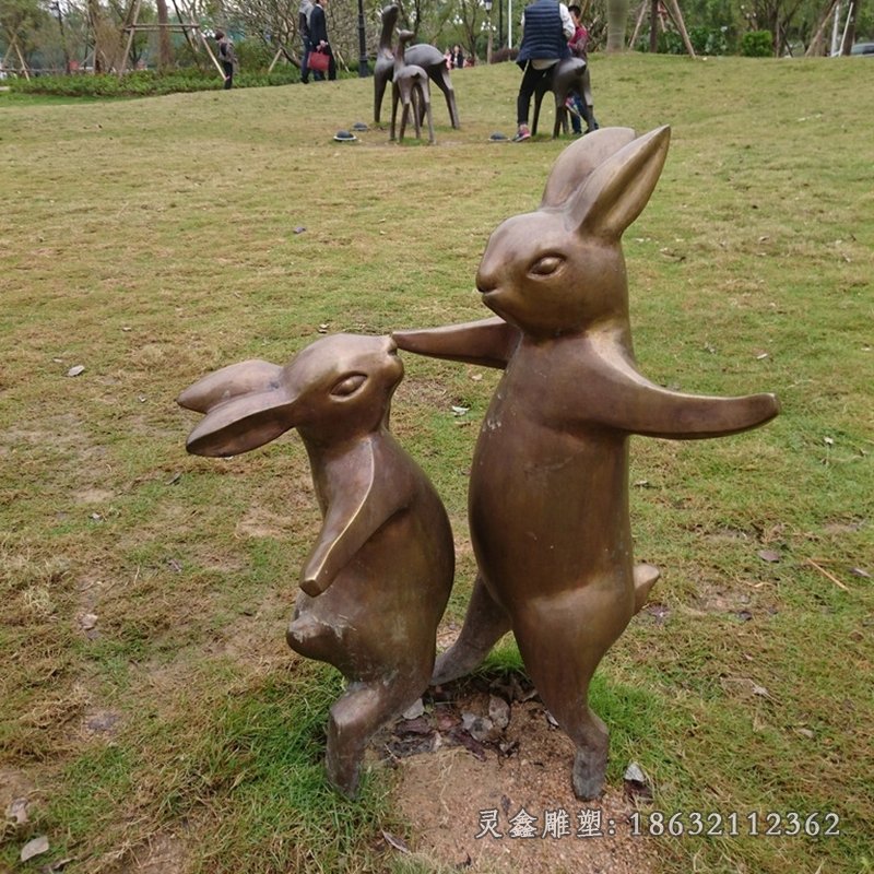 兔子铜雕 (3)