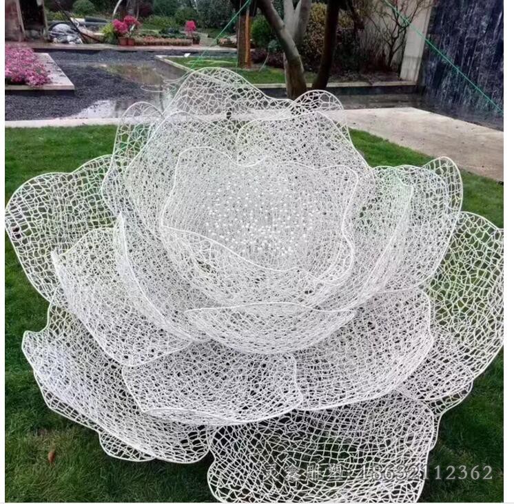 彩绘鲜花公园不锈钢雕塑