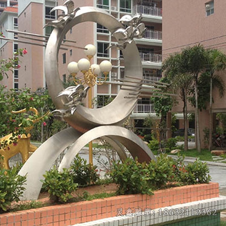 镜面圆环小区不锈钢雕塑