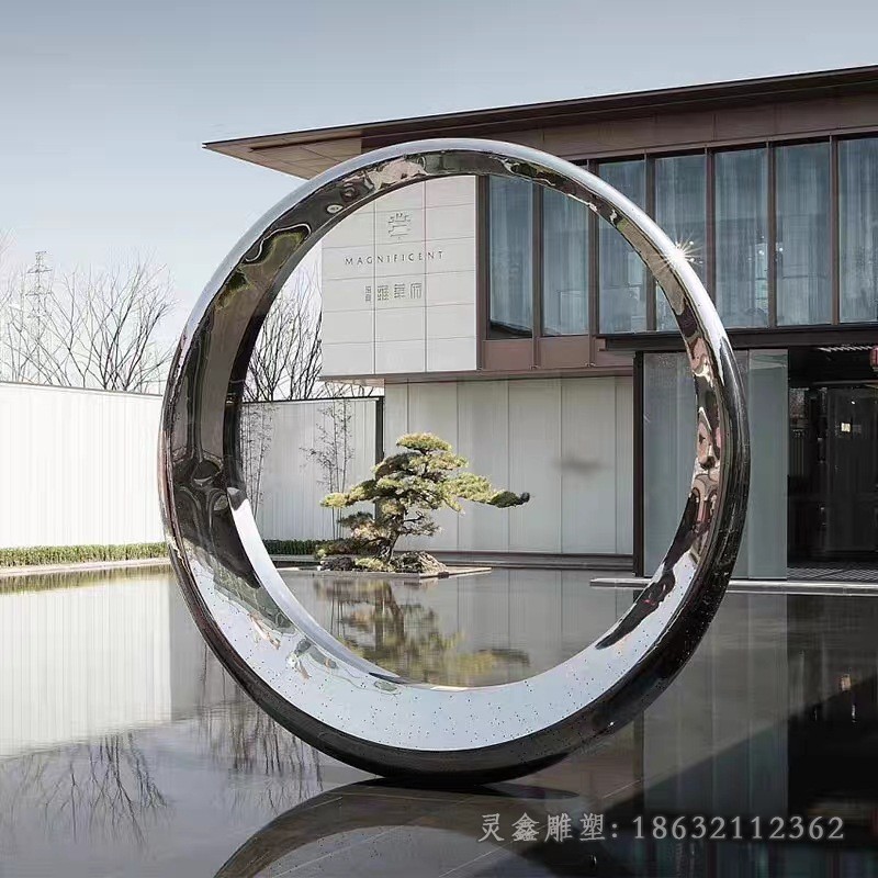 镜面圆环别墅不锈钢雕塑