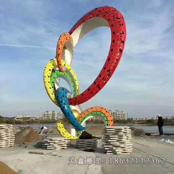 彩绘彩带广场不锈钢雕塑