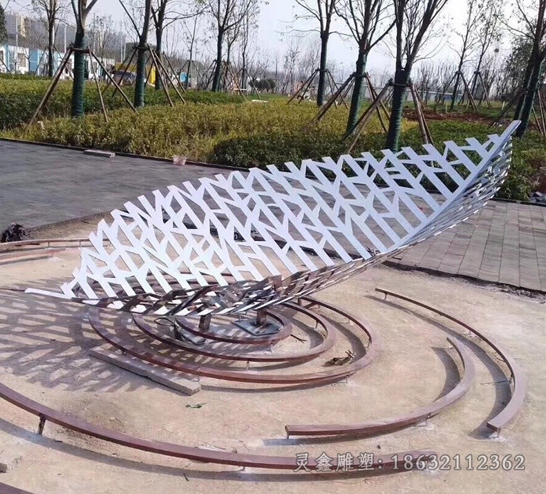 镂空树叶公园不锈钢雕塑