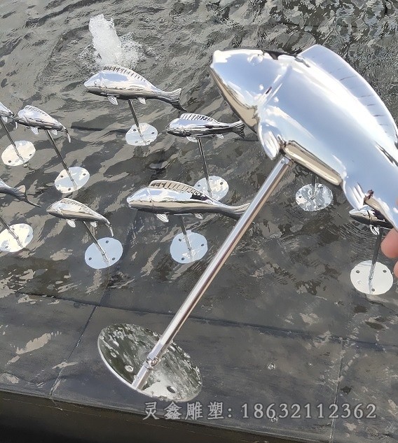 镜面动物鱼公园不锈钢雕塑