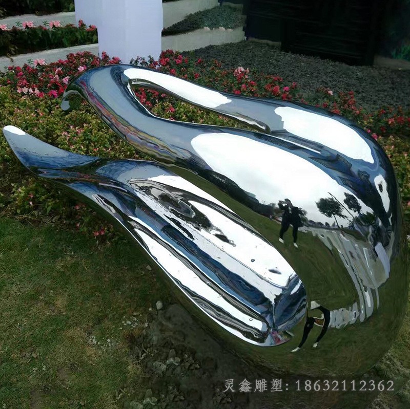 镜面鱼公园不锈钢景观雕塑