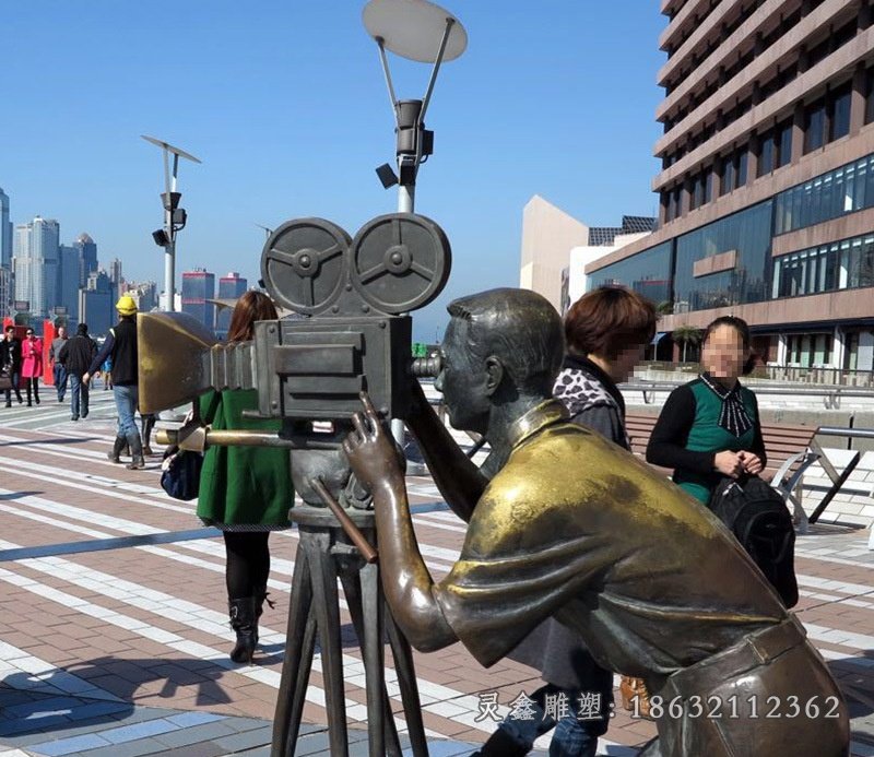 步行街人物铜雕 (11)