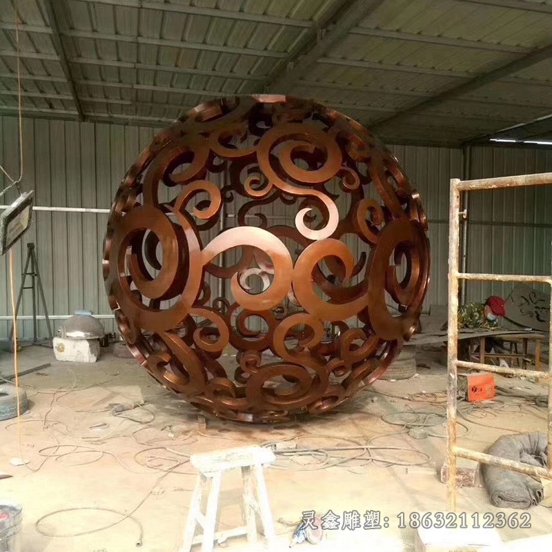 彩绘镂空球庭院不锈钢雕塑