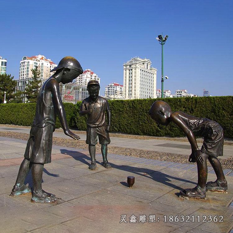 儿童玩陀螺铜雕