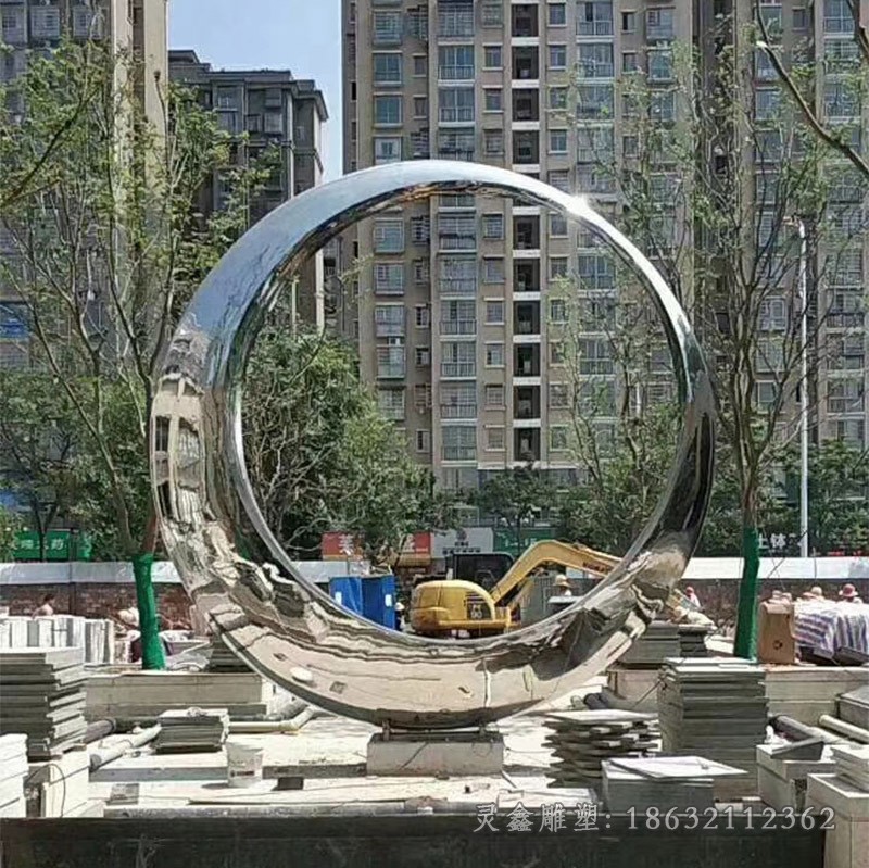 月亮镜面小区不锈钢雕塑