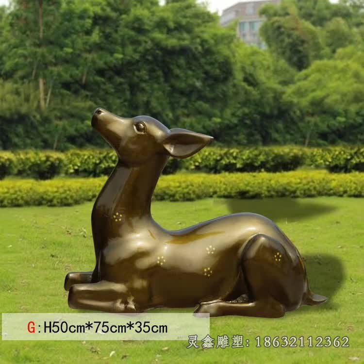 跪姿梅花鹿铜雕