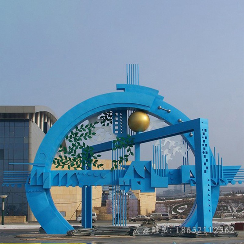 彩绘拱桥公园不锈钢雕塑