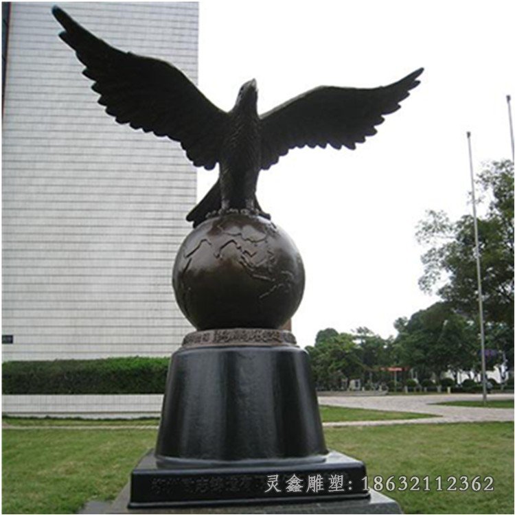 鹰展翅动物景观铜雕