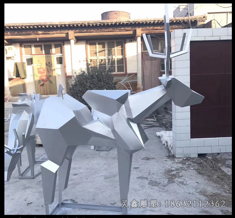 动物鹿几何庭院不锈钢雕塑
