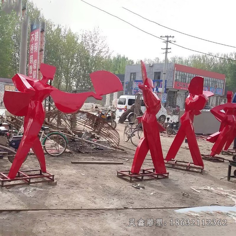 彩绘抽象人物广场不锈钢雕塑