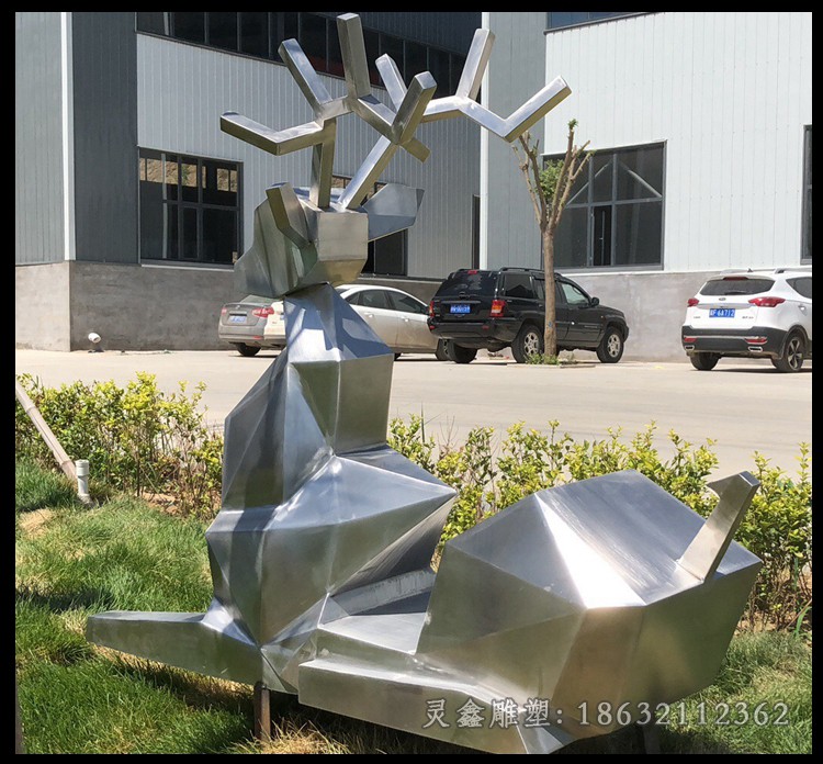 几何鹿不锈钢动物雕塑