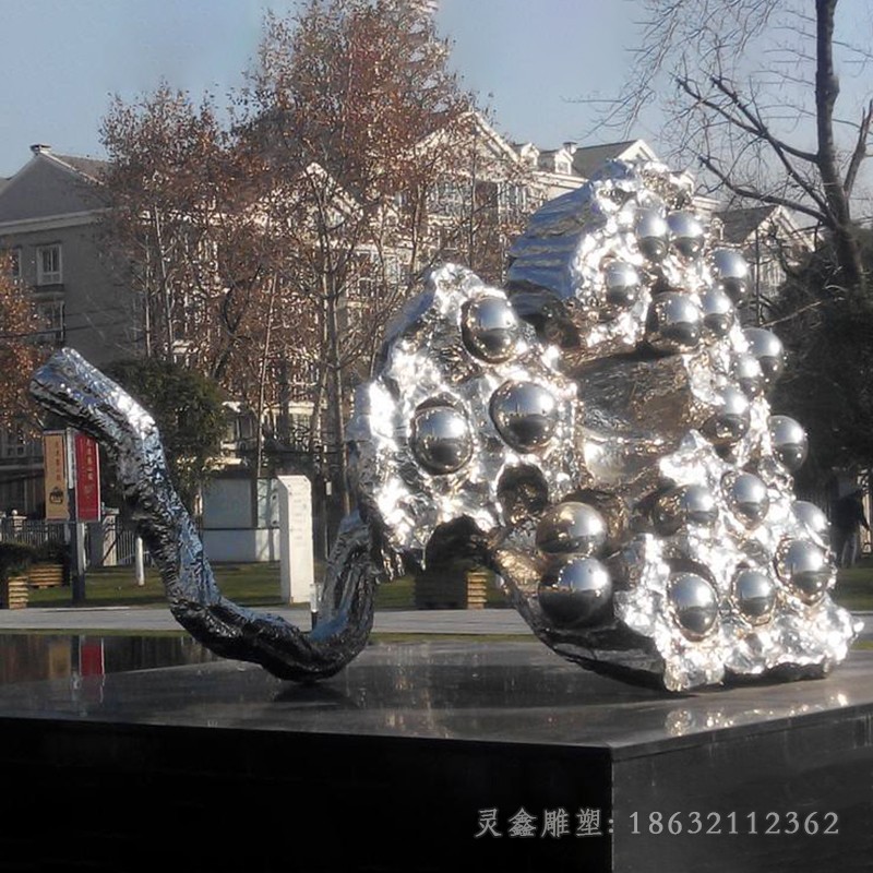 不锈钢莲蓬城市景观雕塑