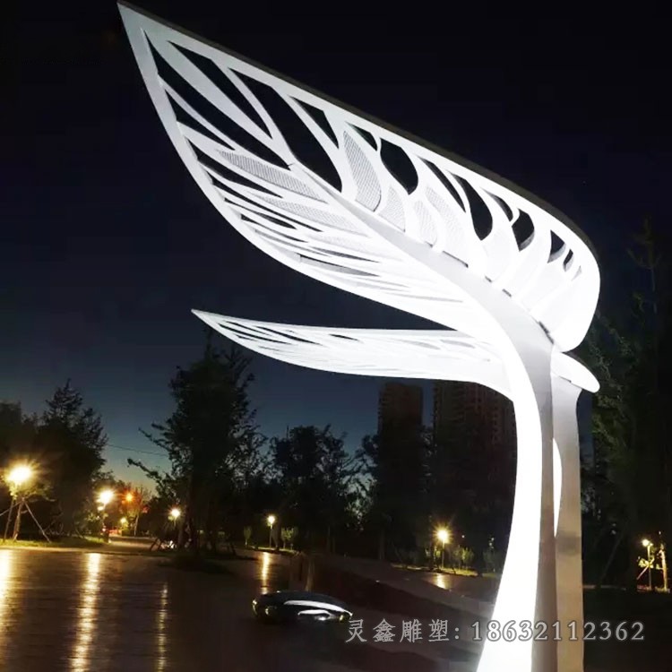 不锈钢镂空发光树叶景观雕塑