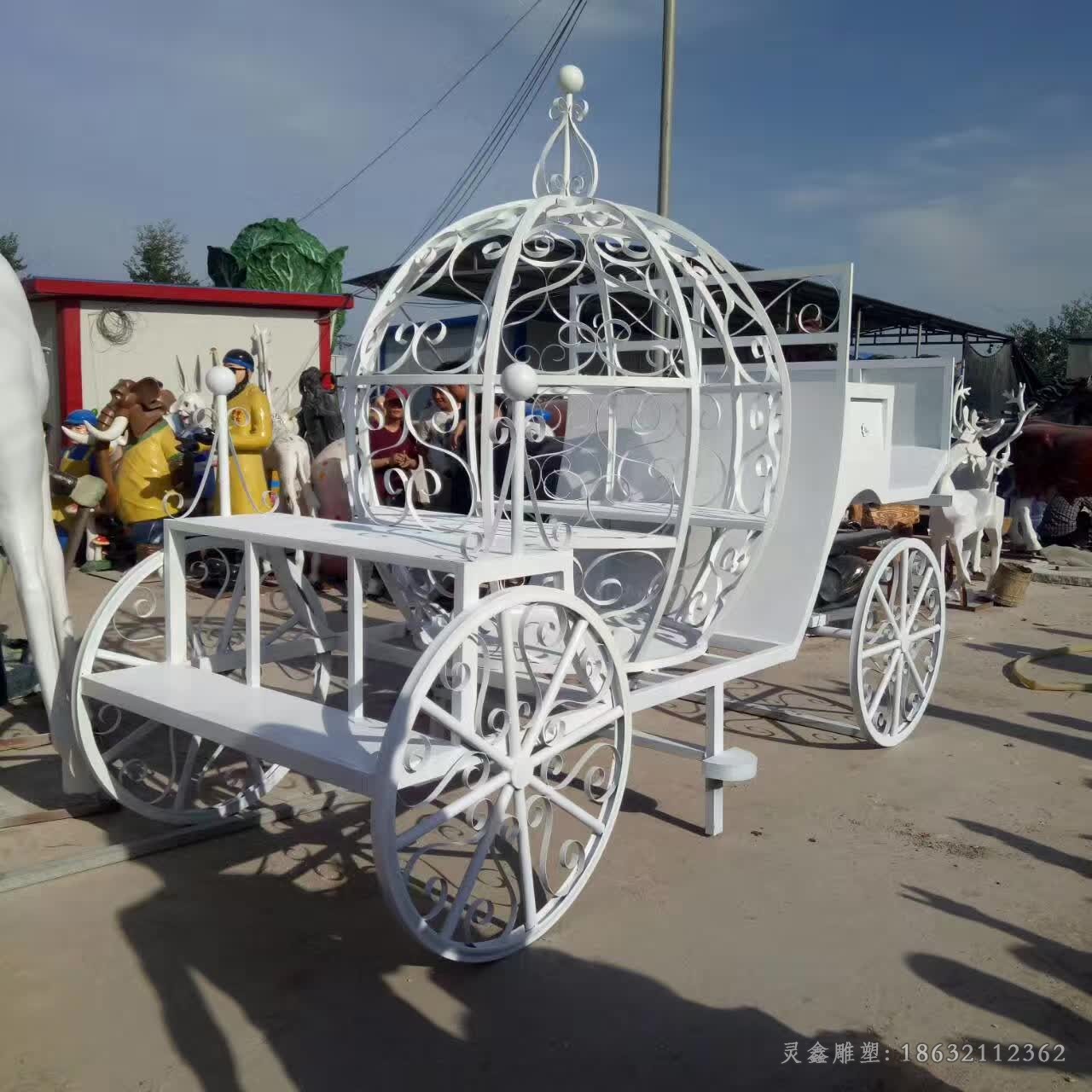 不锈钢欧式马车广场雕塑